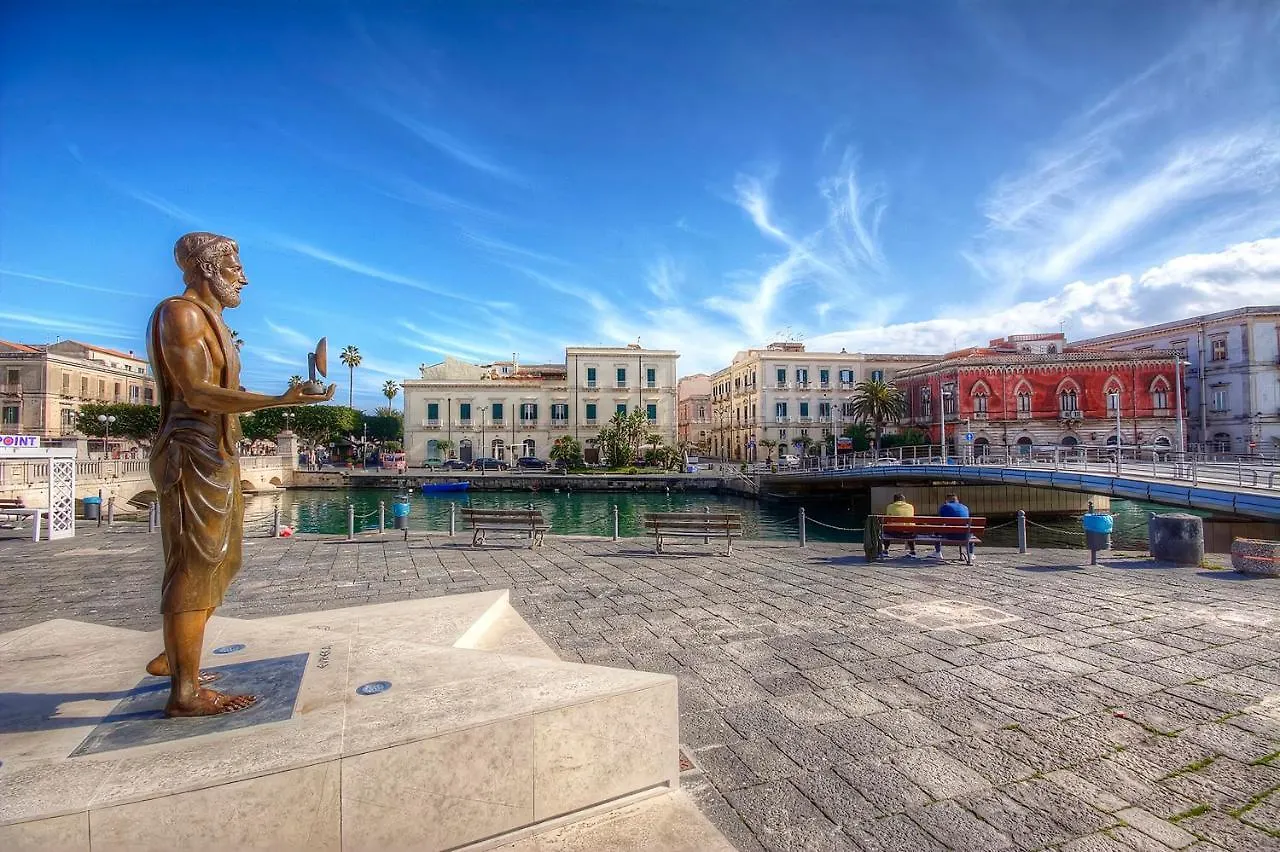 Casa Eu - Bilocale Ortigia Wifi Apartment Syracuse