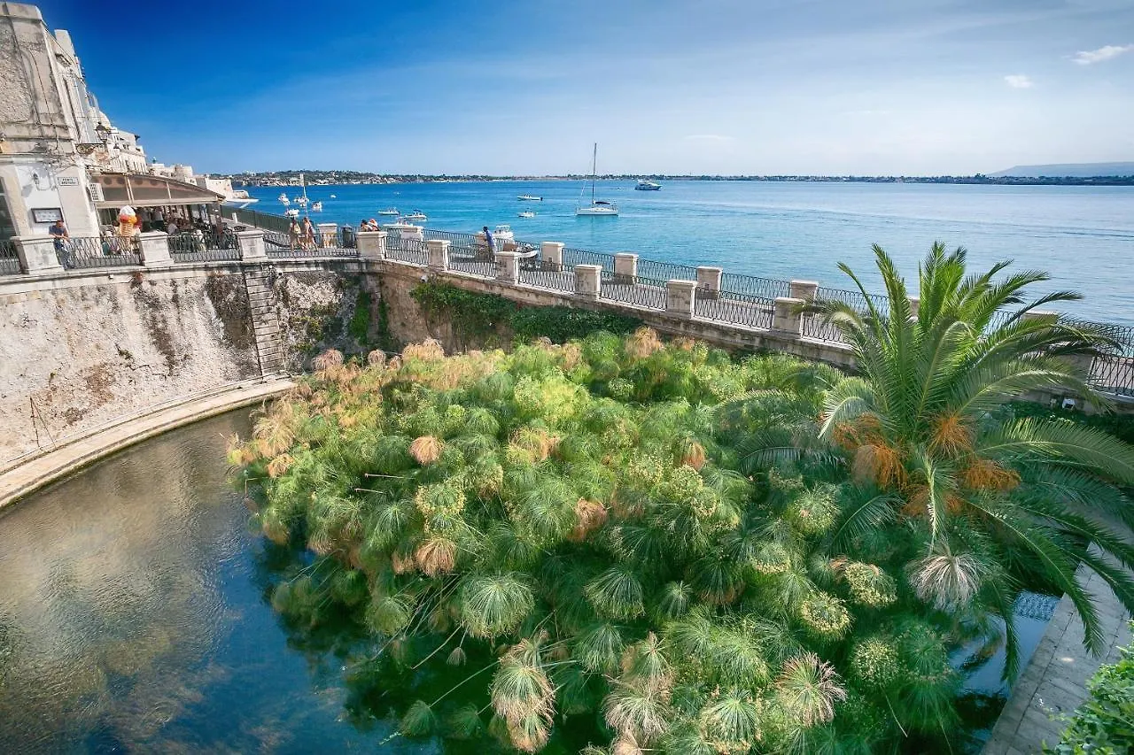 Casa Eu - Bilocale Ortigia Wifi Apartment Syracuse Italy