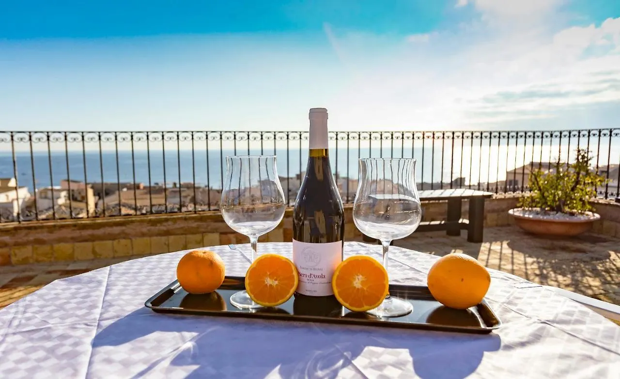 Casa Eu - Bilocale Ortigia Wifi Apartment Syracuse Italy