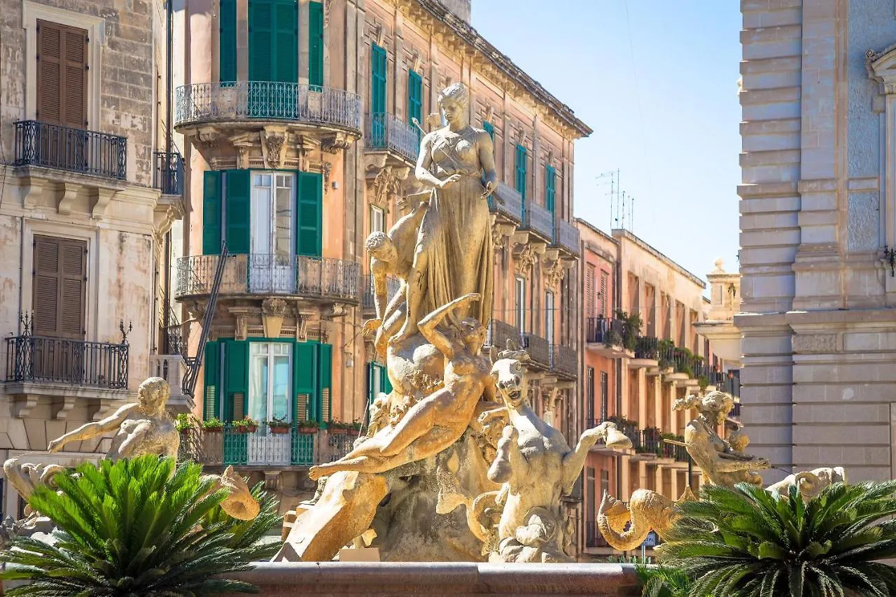 Casa Eu - Bilocale Ortigia Wifi Apartment Syracuse