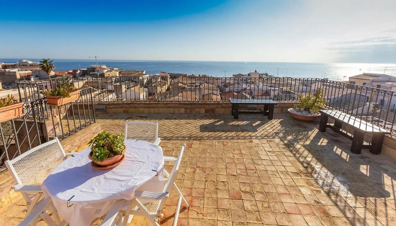 Casa Eu - Bilocale Ortigia Wifi Apartment Syracuse
